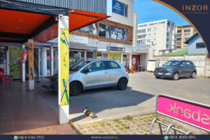 strip center (1)